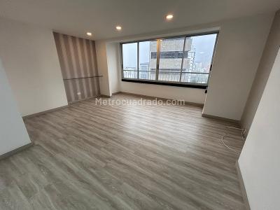 Apartamento en arriendo en Milla De Oro, Medellín · foto 3 de 14