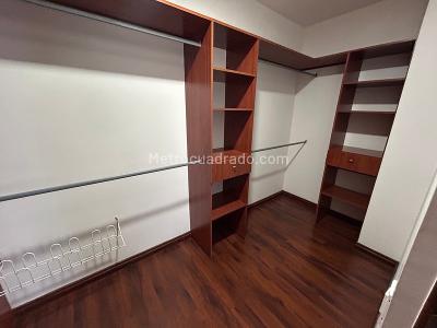 Apartamento en arriendo en Milla De Oro, Medellín · foto 7 de 14