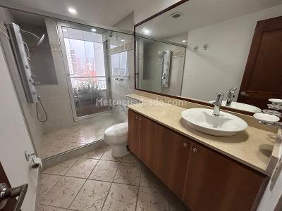 Apartamento en arriendo en Milla De Oro, Medellín · foto 8 de 14