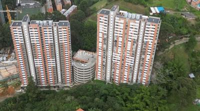 Apartamento de 2 alcobas en venta en Maria Auxiliadora, Sabaneta, 55 m² · foto 5 de 8
