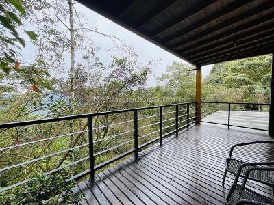 Casa de 3 alcobas en venta en Catedral, Envigado, 225 m² · foto 18 de 20