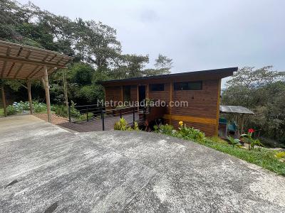 Casa de 3 alcobas en venta en Catedral, Envigado, 225 m² · foto 19 de 20