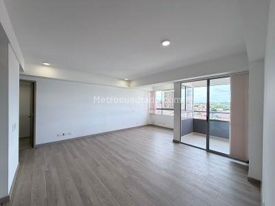 Apartamento de 3 alcobas en venta en San Nicolas, Rionegro, 92 m² · foto 2 de 16