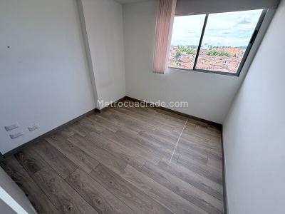 Apartamento de 3 alcobas en venta en San Nicolas, Rionegro, 92 m² · foto 4 de 16