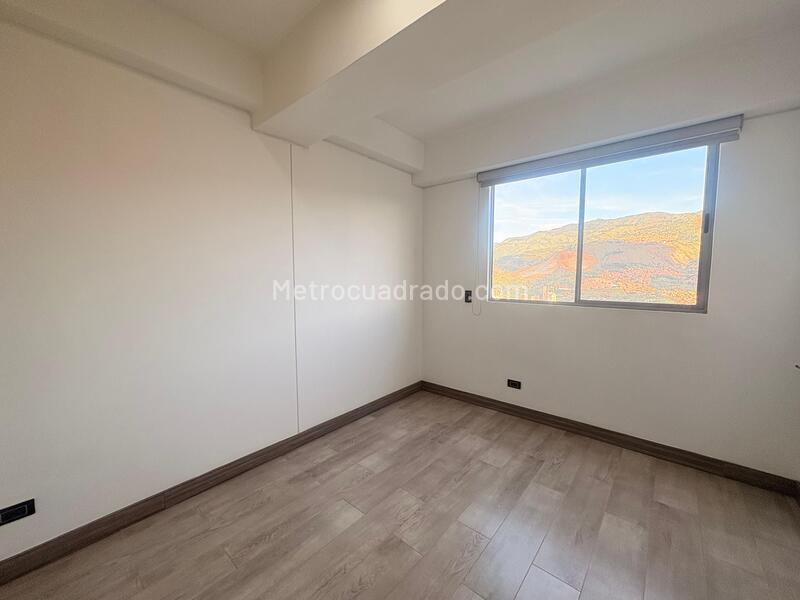 Apartamento en Arriendo, Amazonia, Bello - Więcej