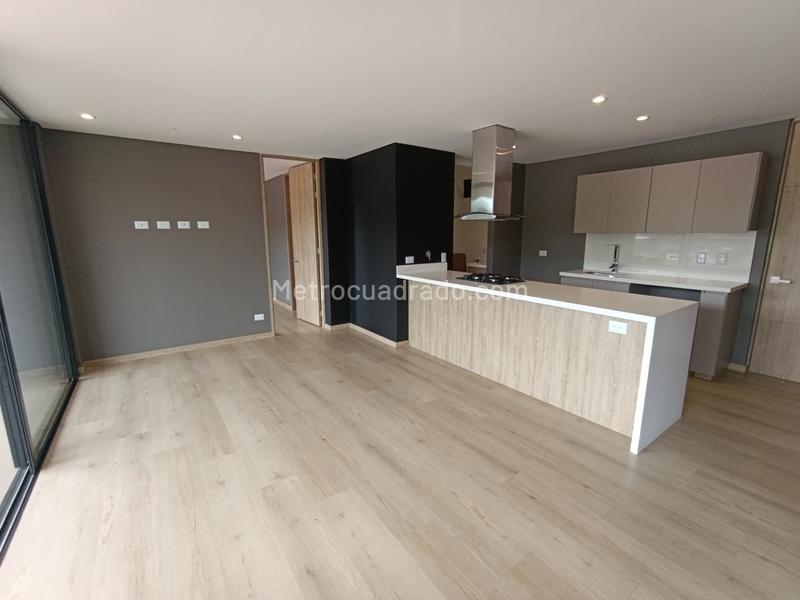 2BR Apartment in Otro (102 m²)