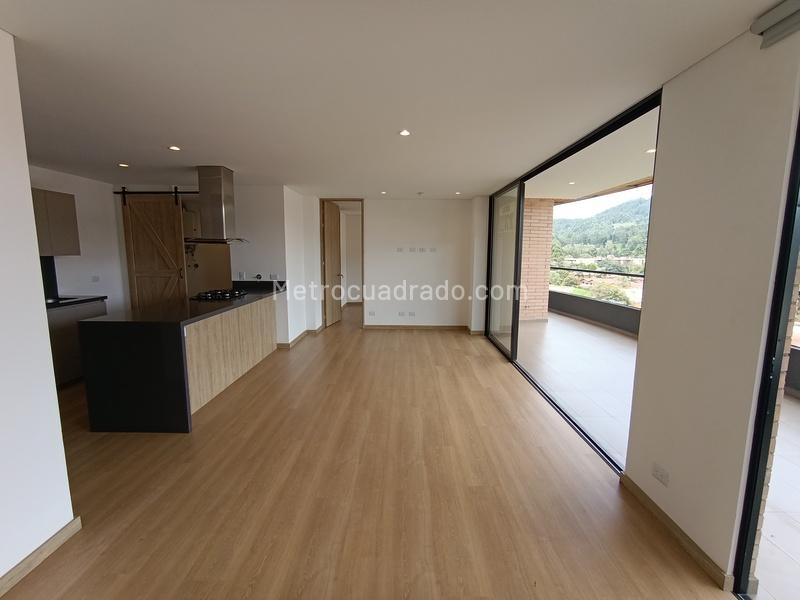 1BR Apartment in Otro (92 m²)