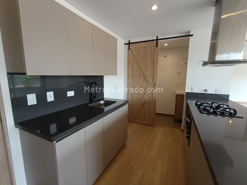 1BR Apartment in Otro (92 m²) - 4