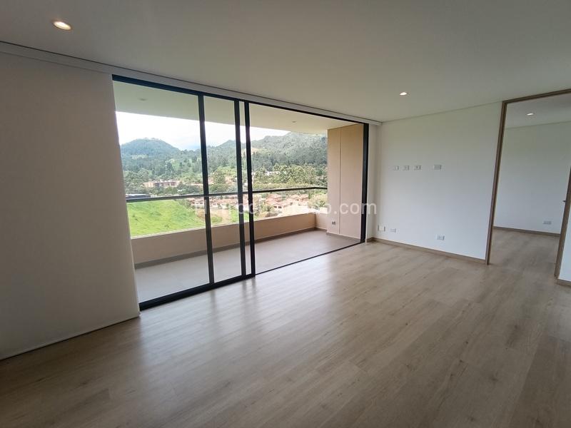 2BR Apartment in Otro (82 m²)
