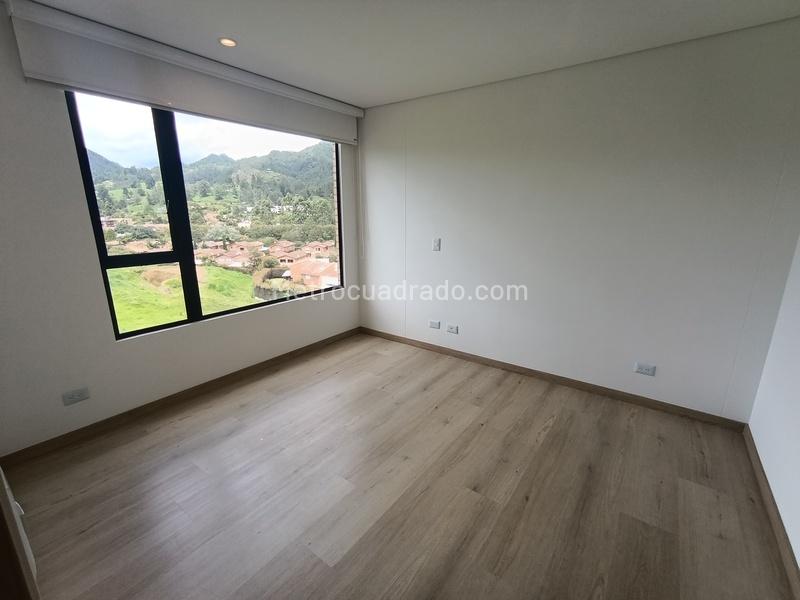 2BR Apartment in Otro (82 m²) - 5