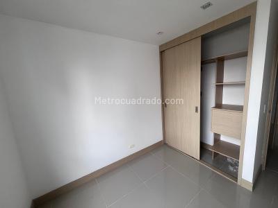Apartamento de 3 alcobas en arriendo en Loma Del Indio, Medellín, 87 m² · foto 7 de 19