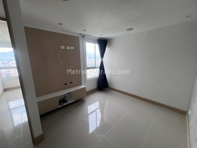 Apartamento de 3 alcobas en arriendo en Loma Del Indio, Medellín, 87 m² · foto 9 de 19