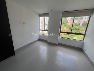 Apartamento de 3 alcobas en arriendo en Loma Del Indio, Medellín, 87 m² · foto 11 de 19