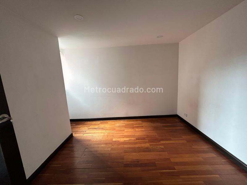 3BR Apartment in Belen Loma De Los Bernal (58 m²) - 3