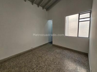 Casa de 5 alcobas en arriendo en Otro, Medellín, 300 m² · foto 11 de 20