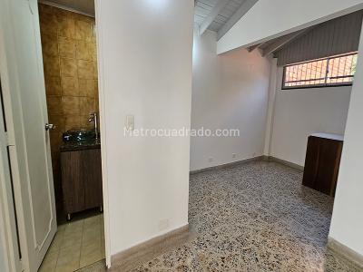 Casa de 5 alcobas en arriendo en Otro, Medellín, 300 m² · foto 16 de 20