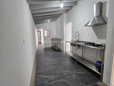 Casa de 5 alcobas en arriendo en Otro, Medellín, 300 m² · foto 8 de 20