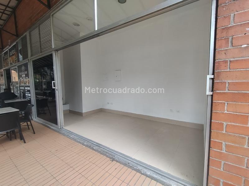 Local Comercial en Arriendo, Niquia, Bello - Vista 2