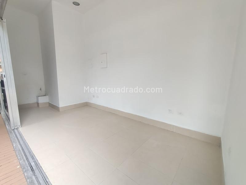 Local Comercial en Arriendo, Niquia, Bello - Más
