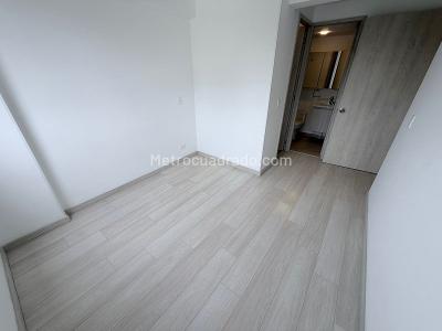 Apartamento de 2 alcobas en venta en San Antonio De Pereira, Rionegro, 67 m² · foto 9 de 20