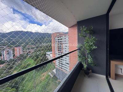 Apartamento de 3 alcobas en arriendo en Loma Del Escobero, Envigado, 67 m² · foto 11 de 11