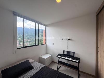 Apartamento de 3 alcobas en arriendo en Loma Del Escobero, Envigado, 67 m² · foto 6 de 11