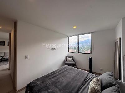 Apartamento de 3 alcobas en arriendo en Loma Del Escobero, Envigado, 67 m² · foto 8 de 11