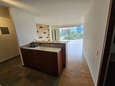 Apartaestudio en arriendo en El Poblado, Medellín · foto 5 de 14
