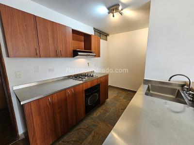Apartaestudio en arriendo en El Poblado, Medellín · foto 6 de 14