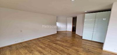 Apartaestudio en arriendo en El Poblado, Medellín · foto 8 de 14