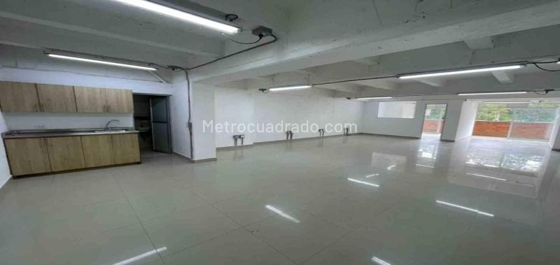 Oficina en Arriendo, Rio Negro, Rionegro - Más