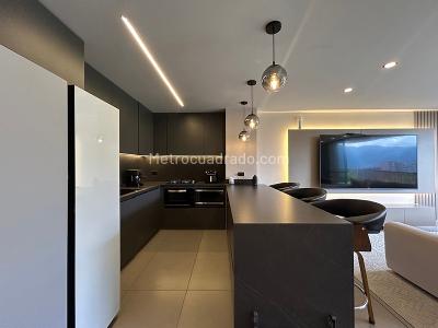 Apartamento en venta en Loma Del Escobero, Envigado · foto 6 de 20