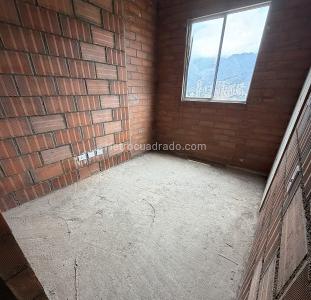 Apartamento de 3 alcobas en venta en Santana, Bello, 72 m² · foto 6 de 10