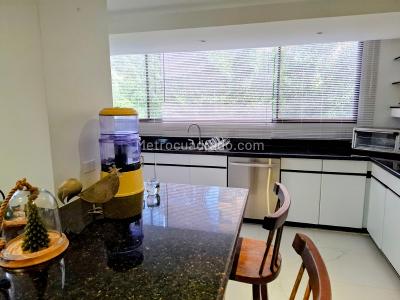 Apartamento de 4 alcobas en venta en El Poblado, Medellín, 366 m² · foto 11 de 20