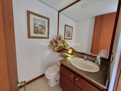 Apartamento en arriendo en El Tesoro, Medellín · foto 18 de 20