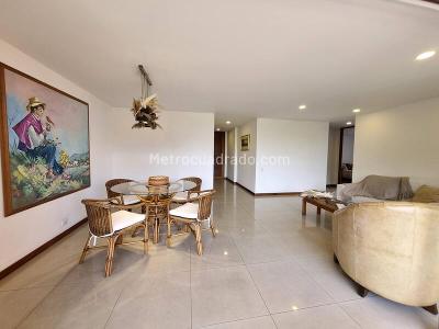Apartamento en arriendo en El Tesoro, Medellín · foto 3 de 20