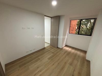 Apartamento de 2 alcobas en arriendo en Senorial, Envigado, 68 m² · foto 5 de 11