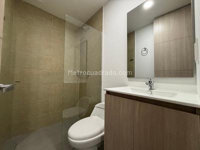 Apartamento de 2 alcobas en arriendo en Senorial, Envigado, 68 m² · foto 8 de 11