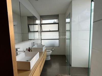 Apartamento de 2 alcobas en arriendo en Castropol, Medellín, 97 m² · foto 13 de 14