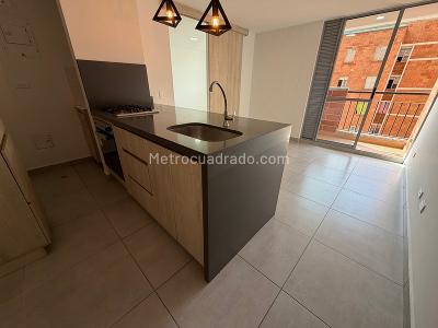 Apartaestudio en venta en Niquia, Bello, 38 m² · foto 3 de 8