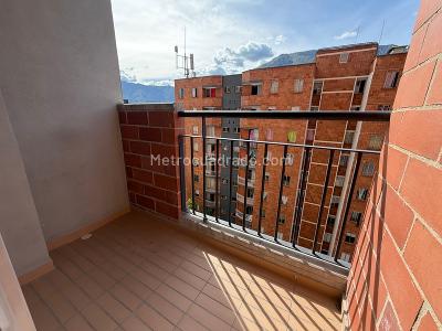 Apartaestudio en venta en Niquia, Bello, 38 m² · foto 8 de 8
