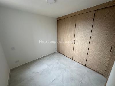 Apartamento de 3 alcobas en arriendo en Santana, Bello, 60 m² · foto 3 de 8