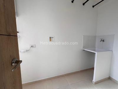 Apartamento de 3 alcobas en venta en Barro Blanco Y Zona Franca, Rionegro, 80 m² · foto 14 de 17
