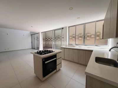 Casa de 3 alcobas en venta en Gualanday, Rionegro, 162 m² · foto 4 de 19
