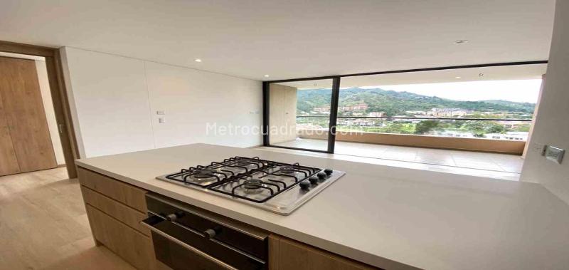2BR Apartment in Otro (85 m²) - 4