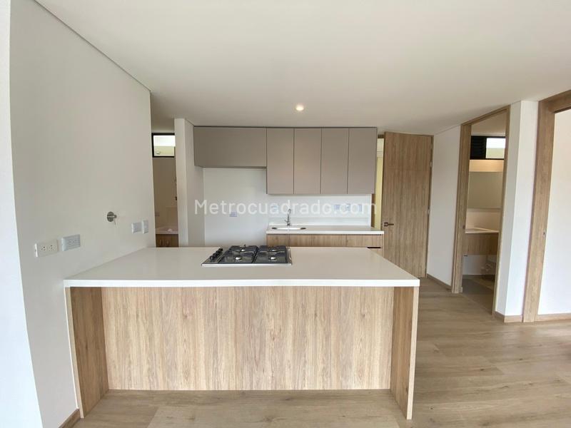 2BR Apartment in Otro (85 m²) - 5