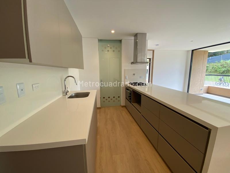 2BR Apartment in Otro (84 m²) - 3