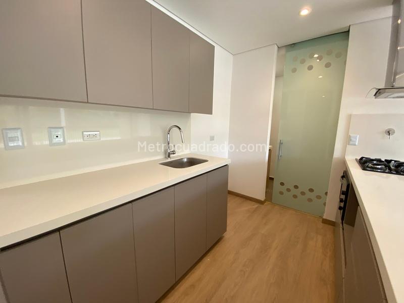 2BR Apartment in Otro (84 m²) - 5