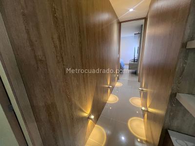 Apartamento de 3 alcobas en arriendo en Loma Del Indio, Medellín, 87 m² · foto 4 de 11