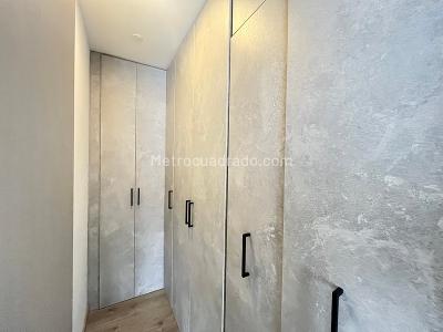 Apartamento en arriendo en Altos Del Poblado, Medellín · foto 9 de 14